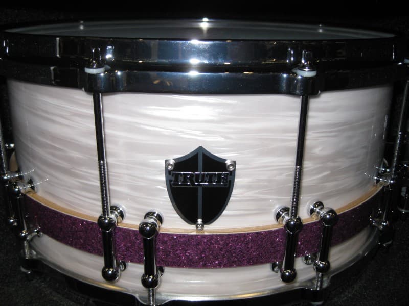 Notice the placement of the tube lugs